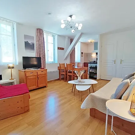 Le Venasque, T2, Centre Luchon, Wifi, Casier A Ski, Ascenseur, 4 Personnes Bagneres-de-Luchon