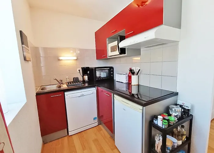 Le Venasque, T2, Centre Luchon, Wifi, Casier A Ski, Ascenseur, 4 Personnes Apartament Bagnères-de-Luchon